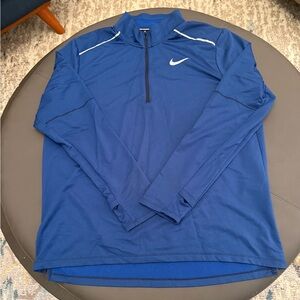 Nike Element 3.0 1/2-Zip Running
Pullover XL Blue. Stretch Reflective